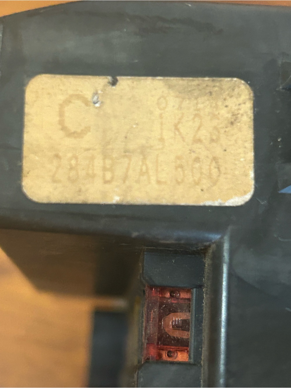 284B7AL500 Nissan Infiniti Intelligent Power Distribution Module (IPDM) / Engine - Picture 9 of 10